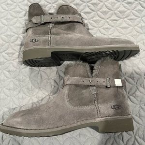 Brand New UGG Elisa boots, Gray size 9